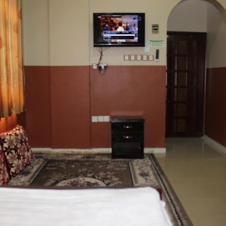 Five Continents Hotel Szúr Kültér fotó