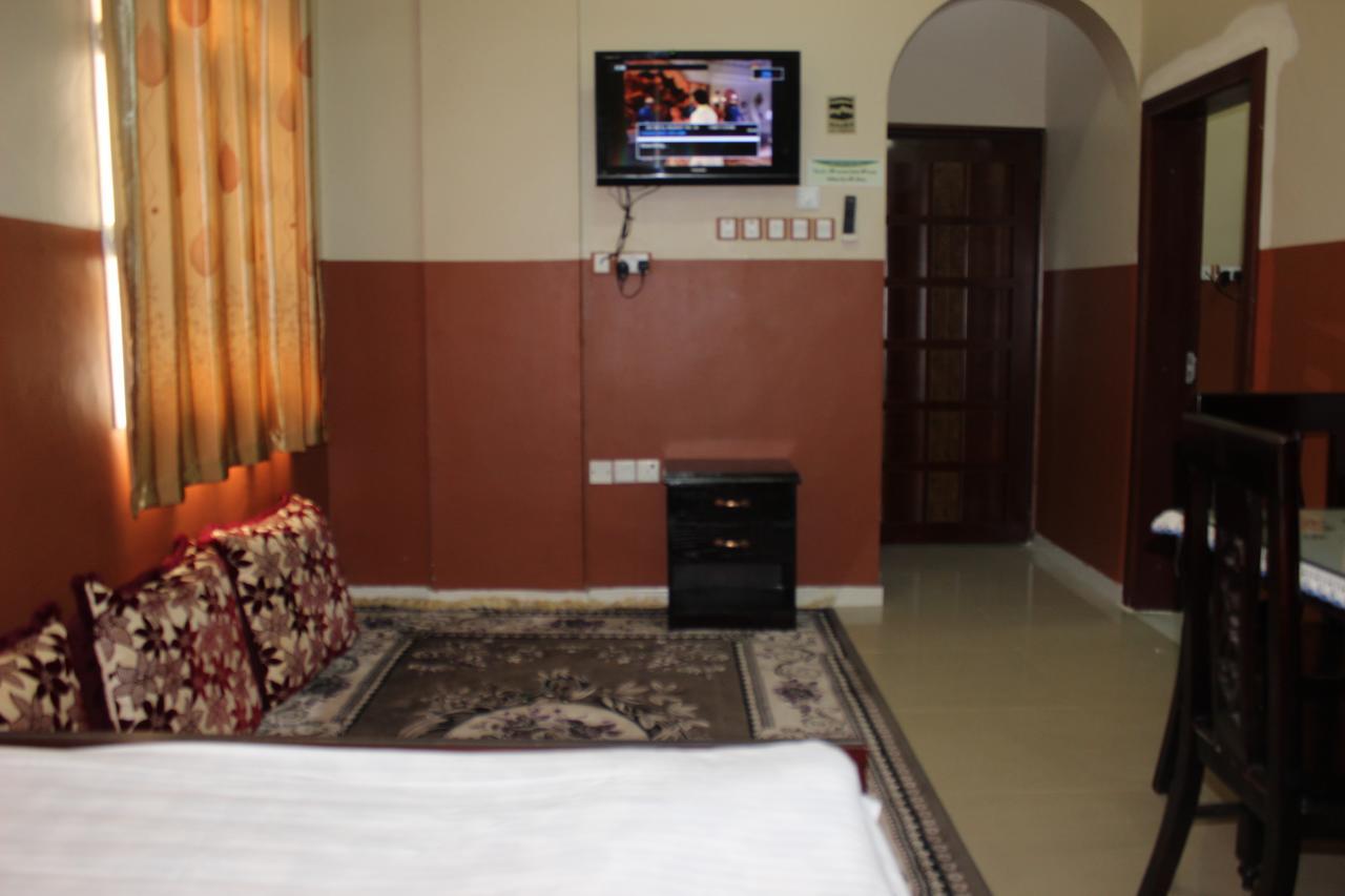 Five Continents Hotel Szúr Kültér fotó